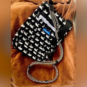 Kavu swan crossbody bag